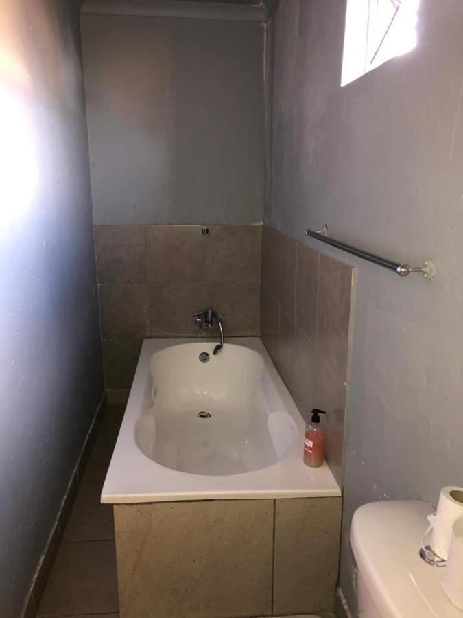 Fgm Guesthouse 2 Альбертон Экстерьер фото